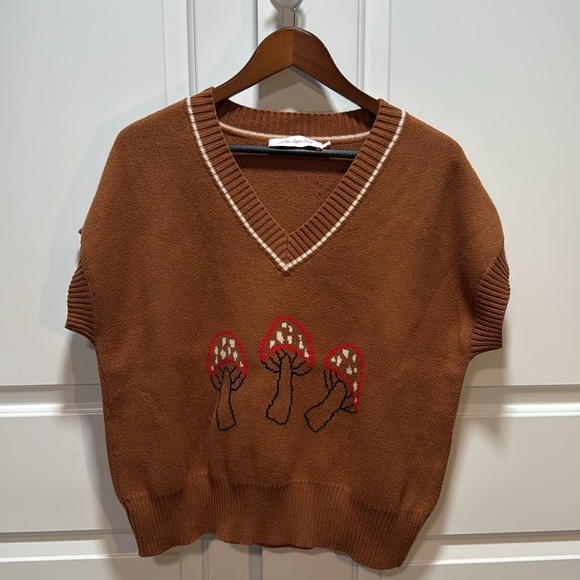 Lisa Says Gah Fangio Vest Sweater Fungo Camel Brown Mushroom Print XL/2X - Picture 2 of 5